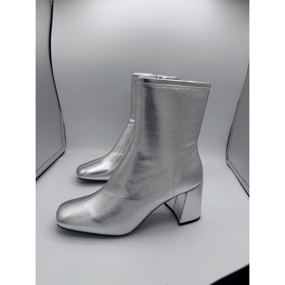 A New Day Ankle Boots Metallic Square Toe Block Heel Womens 7.5 Silver Modern - Picture 2 of 7